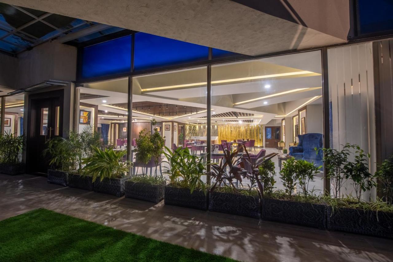 Legend Hotel Islamabad Extérieur photo
