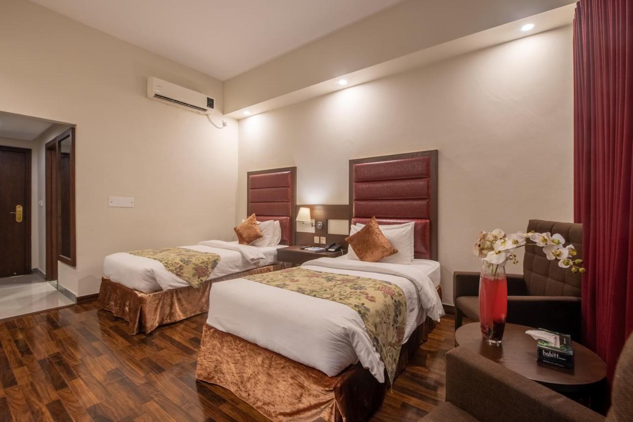 Legend Hotel Islamabad Extérieur photo