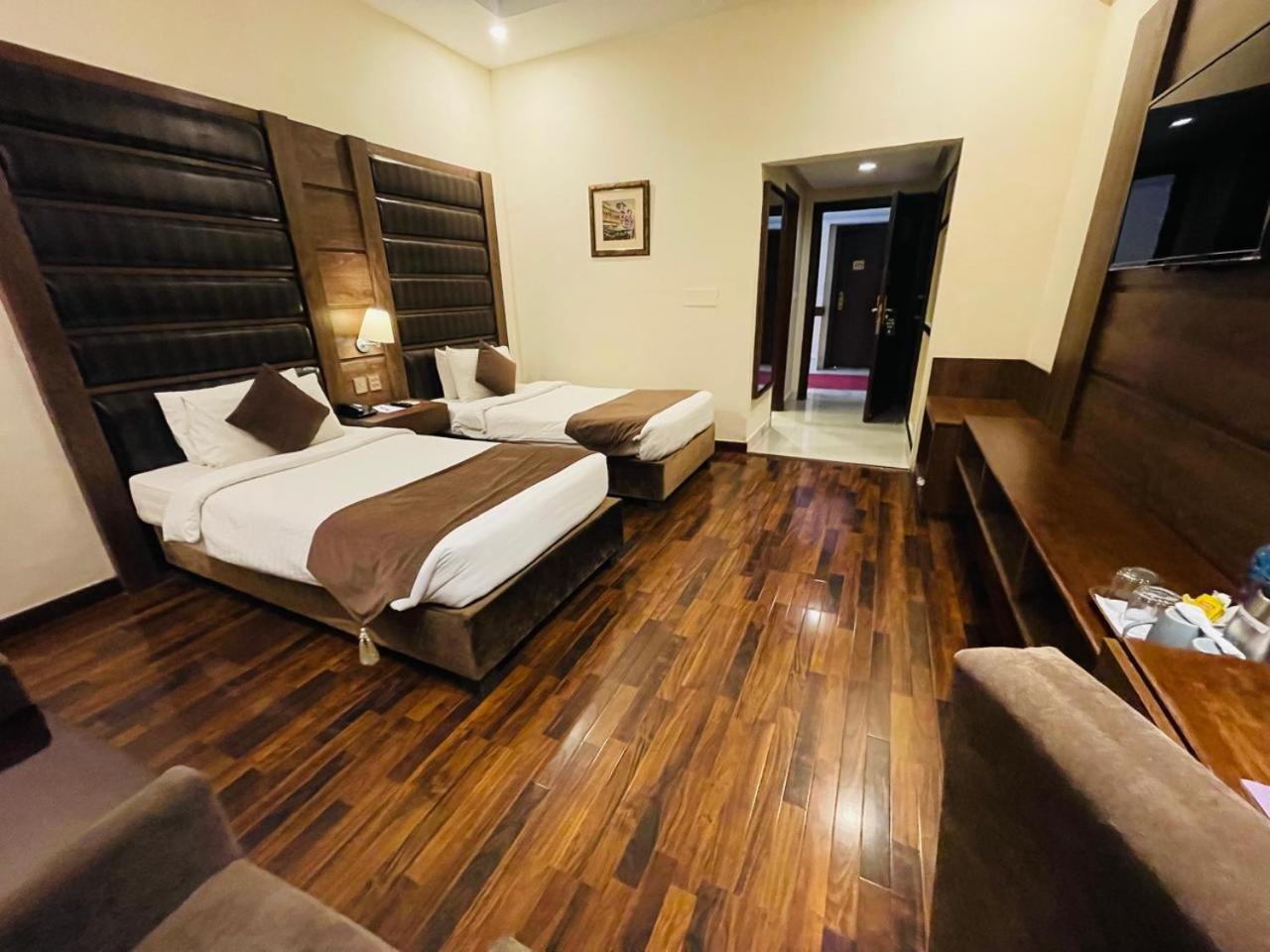 Legend Hotel Islamabad Extérieur photo