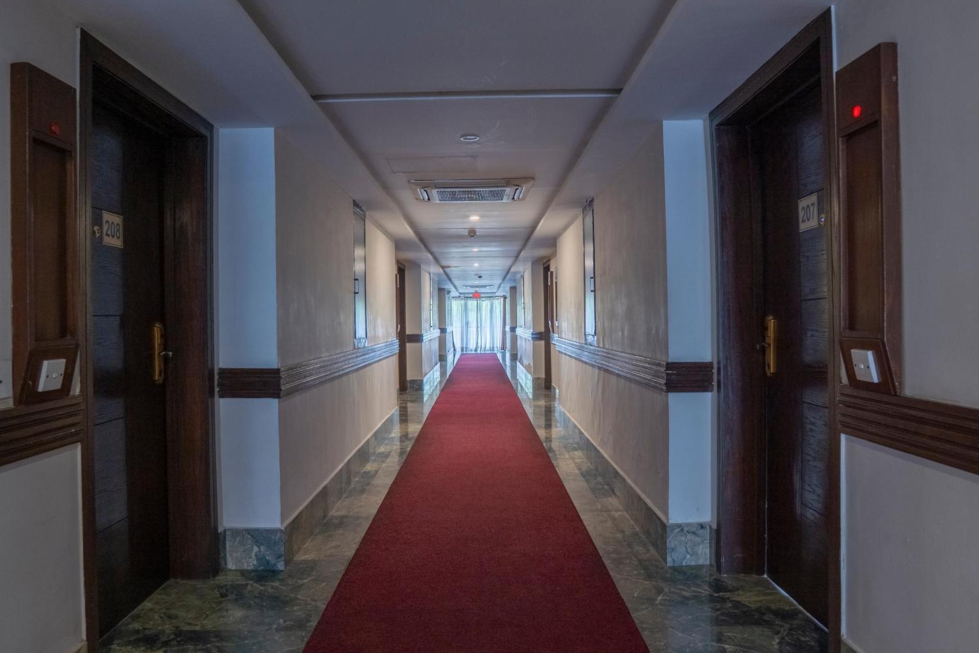 Legend Hotel Islamabad Extérieur photo